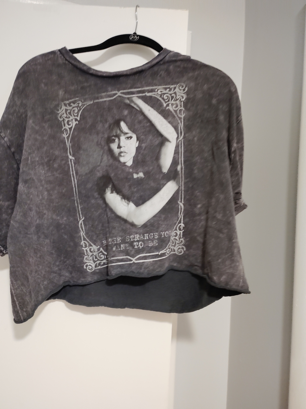 Washed Black Graphic Cropped Women’s Tee